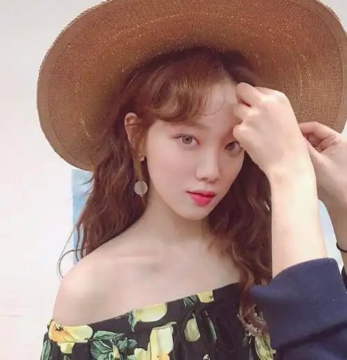 李圣经《原来这就是爱啊》出演复仇女神!自带仙气,超美发型盘点