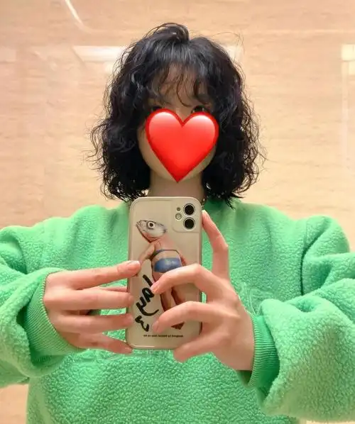短发羊毛卷