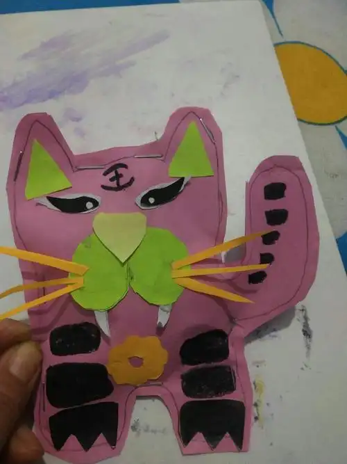 实小二年级三班～～《手工制作～虎》