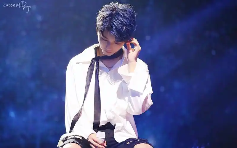 【王俊凯】bad guy 舞蹈solo混剪 踩点向 眼神杀!