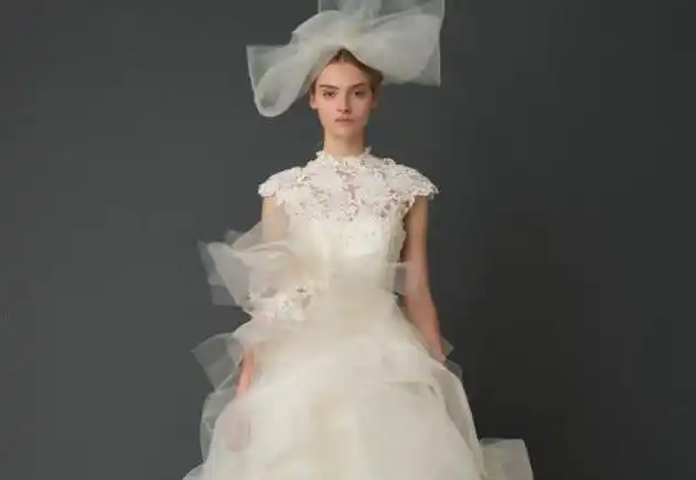 优雅新娘圣洁华美名师设计的极致婚纱欣赏