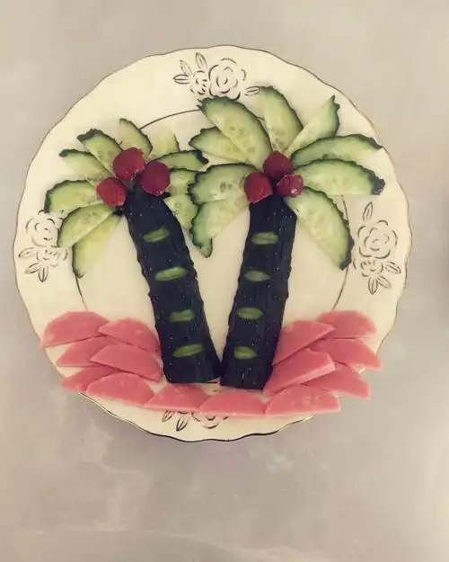 【蔬菜拼盘的做法步骤图,蔬菜拼盘怎么做好吃】黄佳硕_下厨房