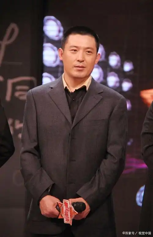 小品演员孙涛:结婚27年被拿捏死,17次上春晚全是老婆的功劳