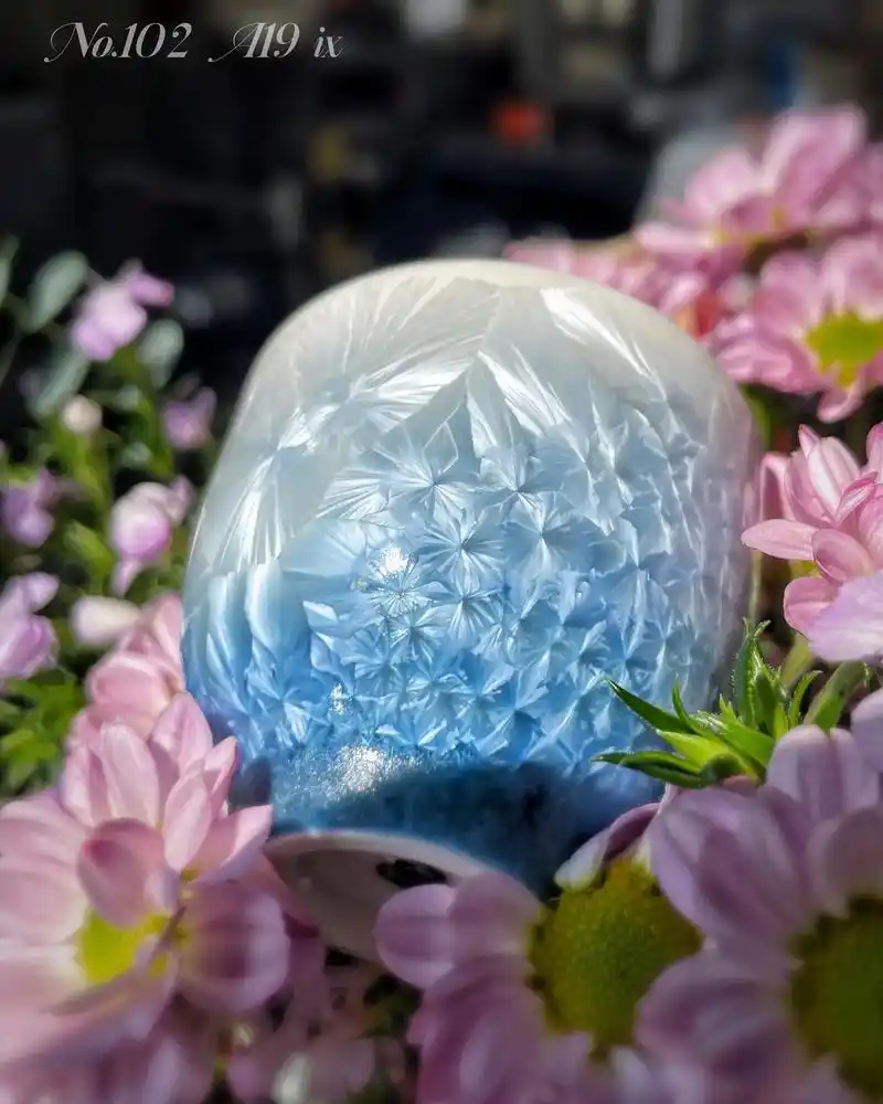 冰蓝色一眼就沁人心脾