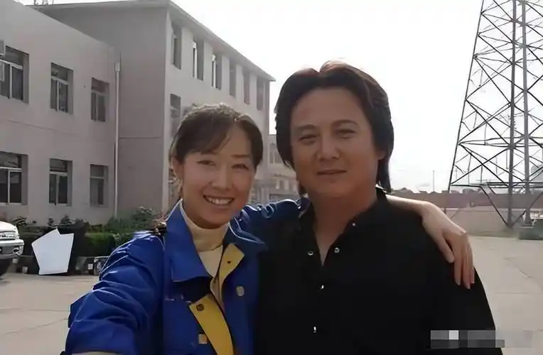 曾连冰淇淋都买不起,49岁刘敏涛从卑微到顶流,让前夫刮目相看