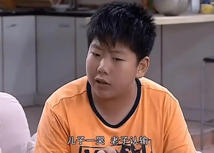 原创家有儿女里的鼠标长大了,27岁的他近照曝光,网友:差点没认出来