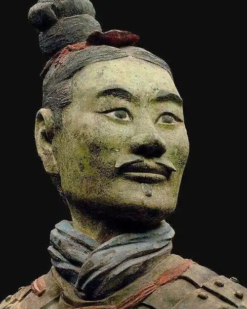 秦兵马俑中的这个彩色俑其价格超过一亿元