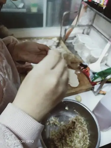 包饺子进行时.