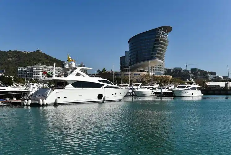 深圳大梅沙湾游艇会占公园用地经营豪华会所