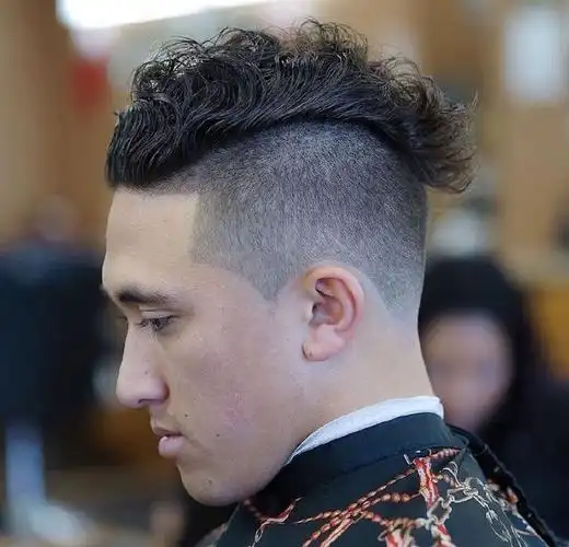 21岁以下男士最好的波浪发型