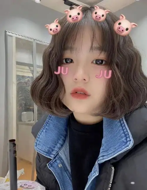 2021冬天你就差一款"慵懒法式蛋卷烫"_发型