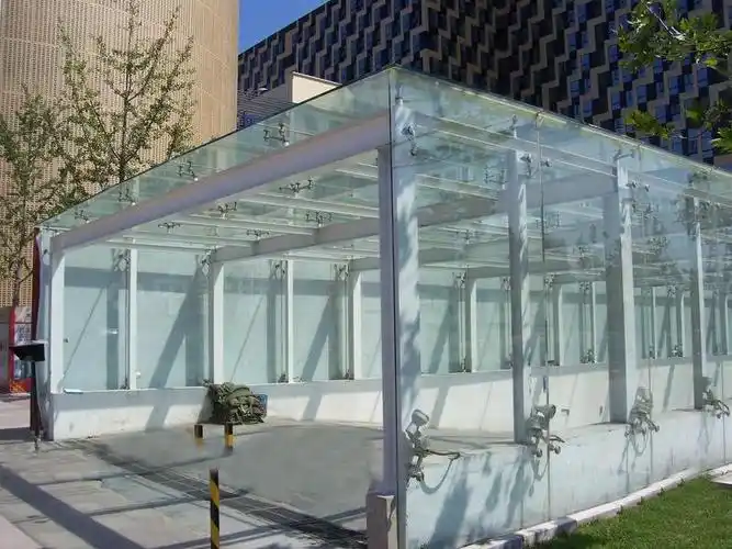 烟台钢结构雨棚,烟台车库雨棚,玻璃雨棚,烟台出入口雨棚,阳光板雨棚