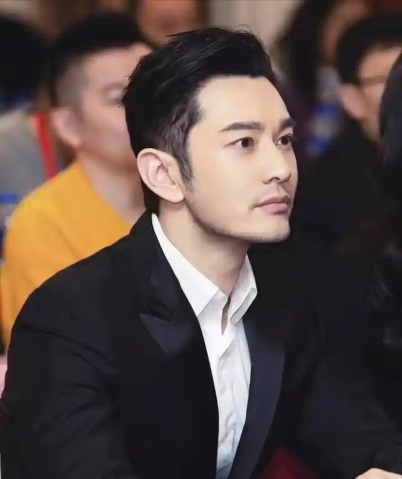 黄晓明年轻时候的帅照