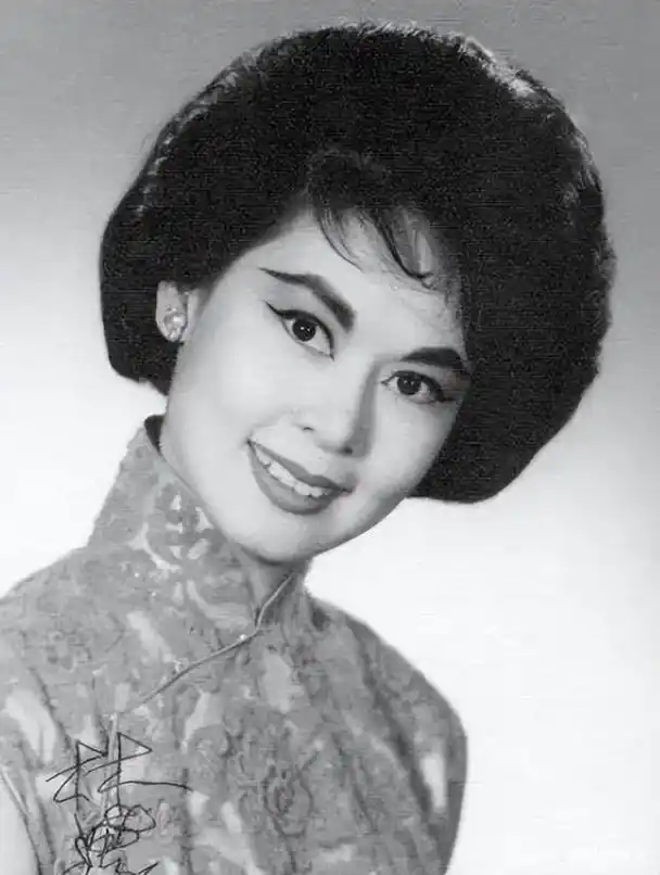 林黛她是香港电影史上名头最响的国语片女演员却年仅30