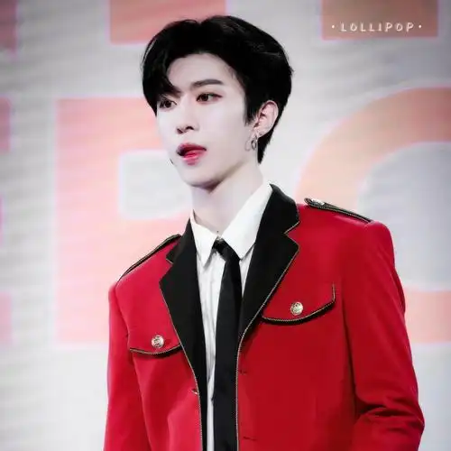 范丞丞,二转于贴吧.