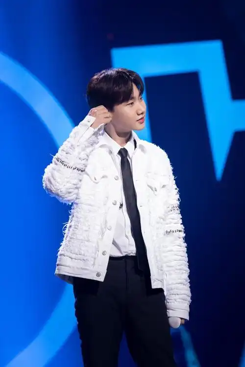 汪苏泷我们的歌造型盘点