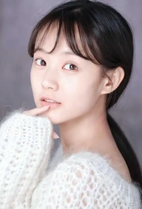 如何评价李一桐长相?演技怎么样?