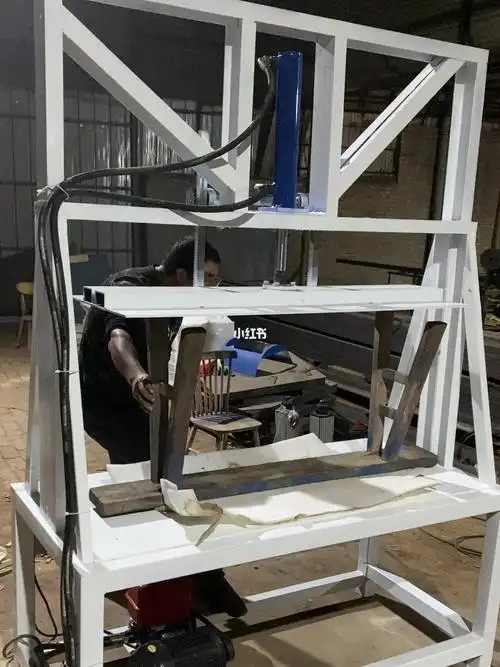 木工液压板凳组装机