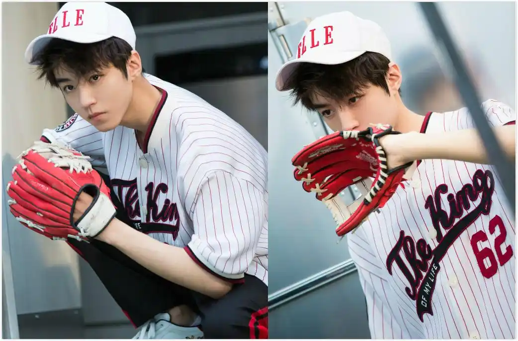 蔡徐坤拍摄时尚大片与王俊凯穿同款服装,二人帅气养眼你喜欢谁?