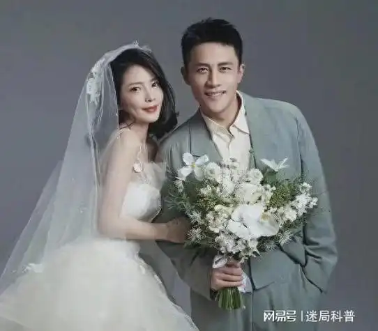 嫁给杜淳后杜淳无意中看到王灿的身份证才发现自己当初中了