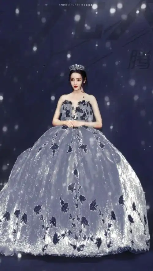 迪丽热巴壁纸:最喜欢她真挚的笑容,嘴角会不自觉跟着上扬