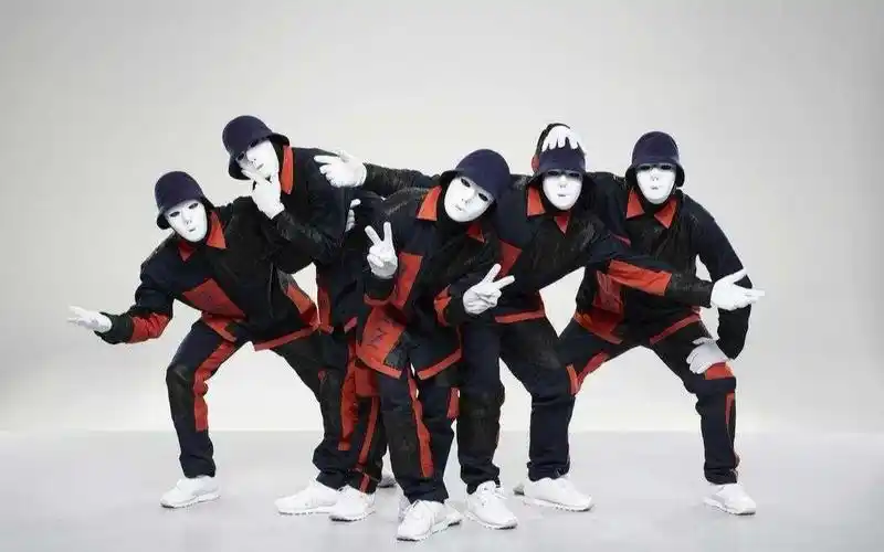 【jabbawockeez】全员逗比--假面舞团2018万圣节惊魂夜表演