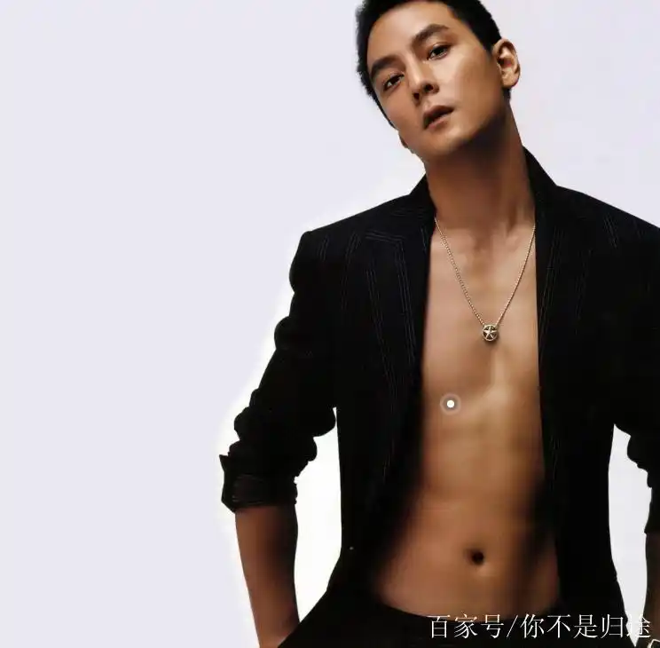 吴彦祖肌肉60分,郭富城肌肉70分,白敬亭肌肉90分,他的打888分