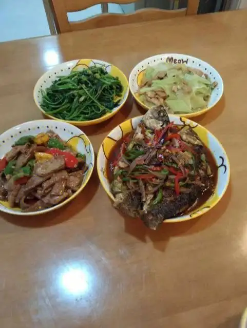 4个菜钟点工阿姨做的饭