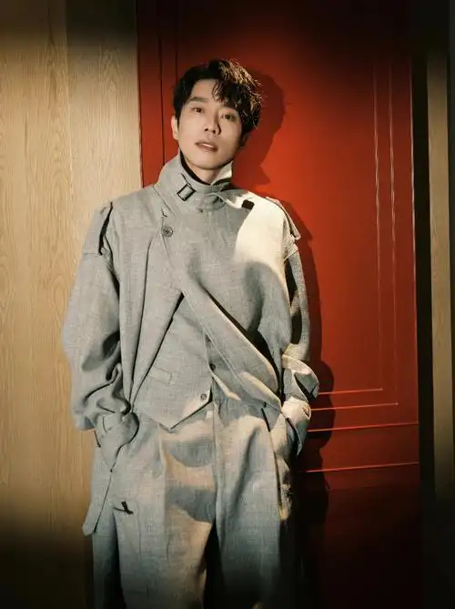 专访张栋梁 | 欢迎各种误读,尽管那些并不是我