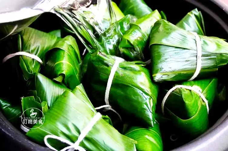 吃了20年粽子,最馋的还是这个馅的粽子,包法简单不露馅,太香了