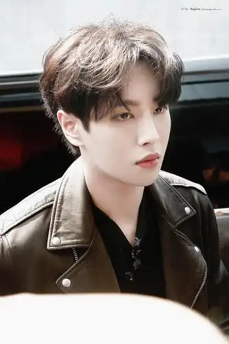 李汶翰的喉结真的【7.6更新啦】