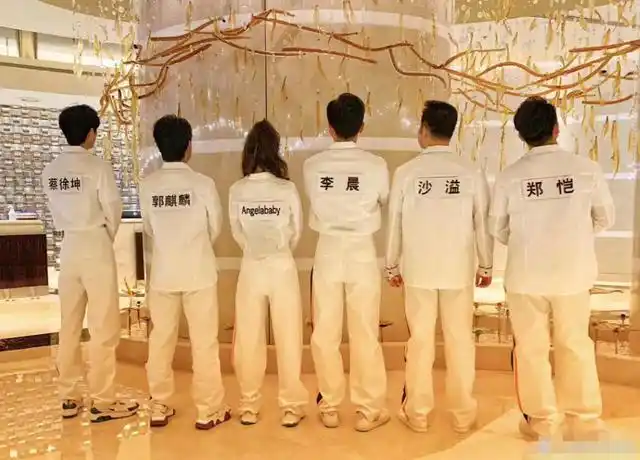 蔡徐坤公主抱baby跑男_跑男第四季baby蔡徐坤-天晟网