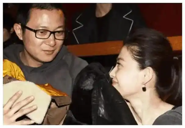 前夫无情耗尽家底,传绯闻重伤,女星背后真相如此残酷|袁泉|鄢颇|安杰