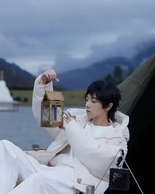 华晨宇山野云海大片##华晨宇山野云海意境大片##华晨宇山野质感大片