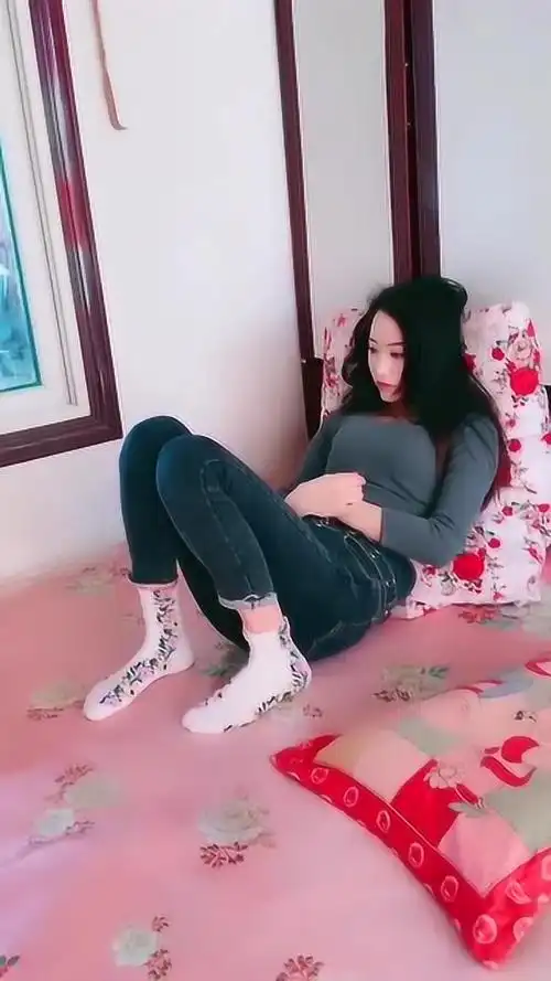 大脚女生也可爱!