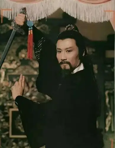 段正淳,一股风流之气和一股帝王之气,他在83版《射雕》中饰演了杨铁心