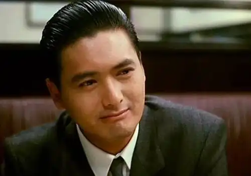 梳大背头帅掉渣男明星,华仔胡歌大哥范,图9经典