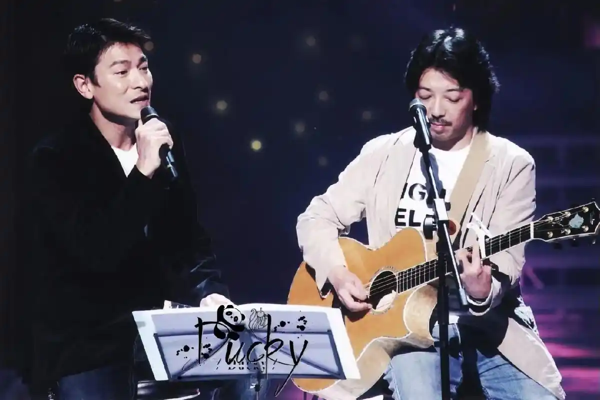 劉德華先生  刘德华 2004年劲歌金曲优秀选第二回 - 抖音