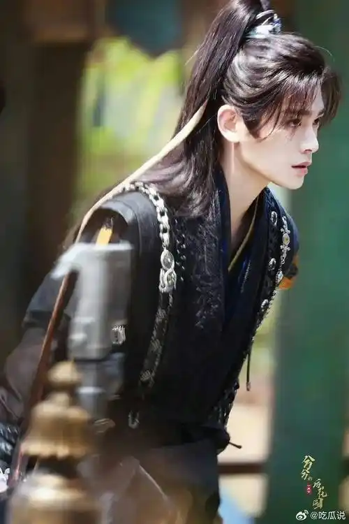 虞书欣丁禹兮二搭|昼川初礼演东方幻想,永夜星河是另一个平行时空吧