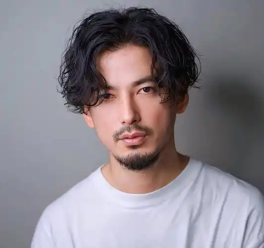 男士发型别乱剪,看看这4种,真帅气_头发_时尚_个性