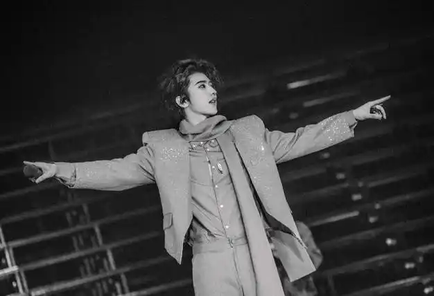 蔡徐坤被曝致人怀孕堕胎,粉丝列4点澄清,第一条让人笑出声|跑男|闺蜜