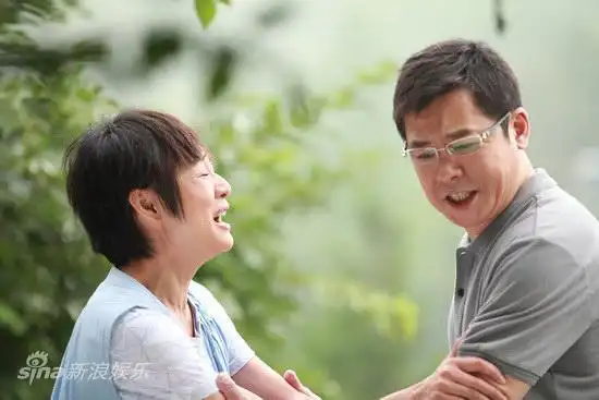 资料图片电视连续剧养父精彩剧照13