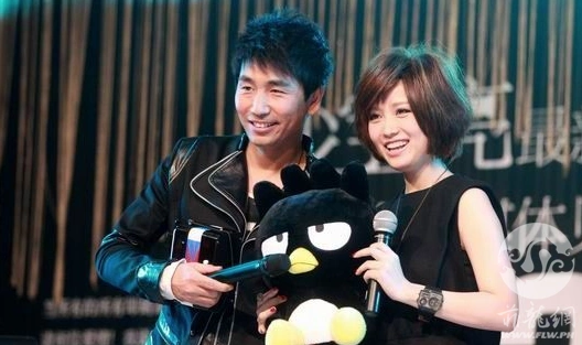 沙宝亮发文为姚贝娜庆生 放两人合唱歌曲纪念好友