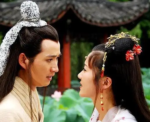 有关苏小小与鲍仁的爱情典故