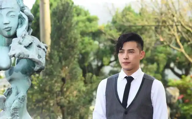 洪尧为什么会当上演员?他出演过哪些作品?