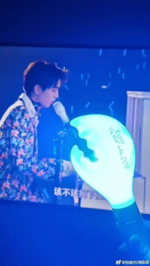 王俊凯超话久违的蓝海#王俊凯##你好星期六#桂林·桂林生命与健康职业