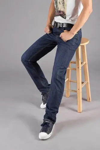 休闲牛仔裤 男人 直筒长裤子 春款男装潮 男生中腰裤