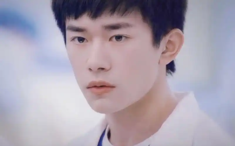 【易烊千玺】《中国医生》-杨小羊-cut