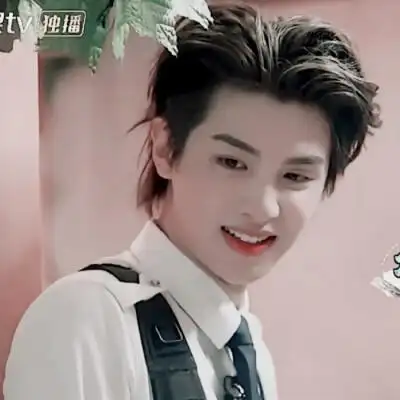 黄明昊.头像.