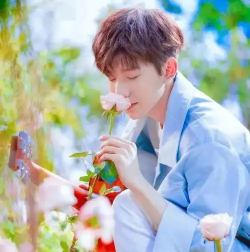 王源的神仙头像4